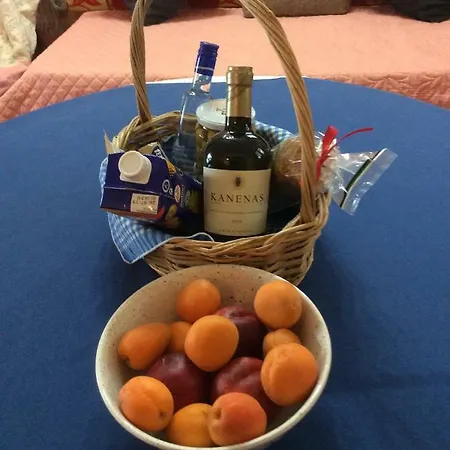 Martha's * Hanioti